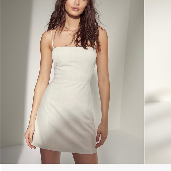 Aritzia new classic mini dress - Picture 2 of 5